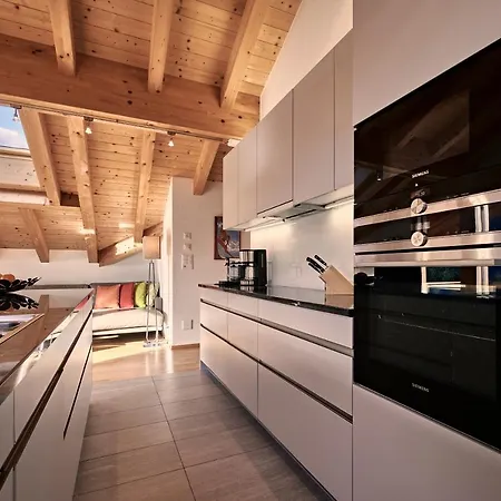 Bergfrieden Penthouse * Wengen